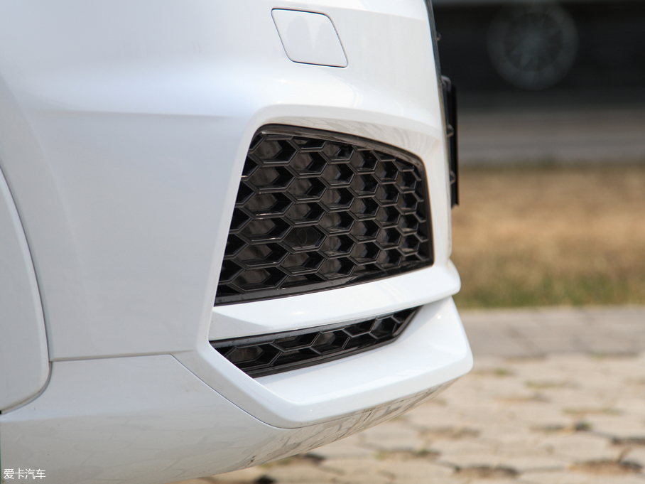 2018WQ3 30 35 TFSI quattro\