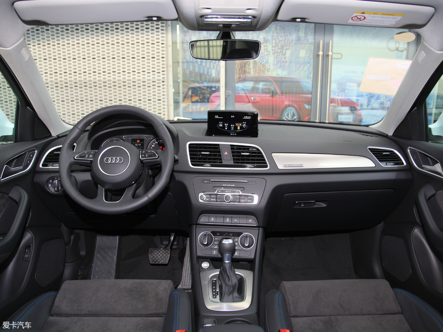 2018WQ3 30 35 TFSI quattro\