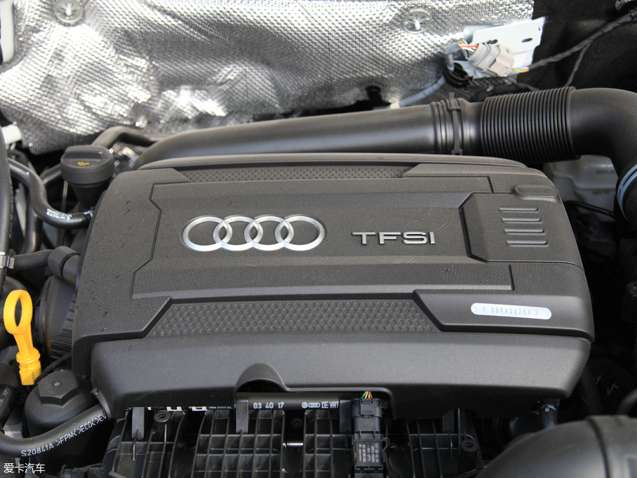 2018WQ3 30 35 TFSI quattro\