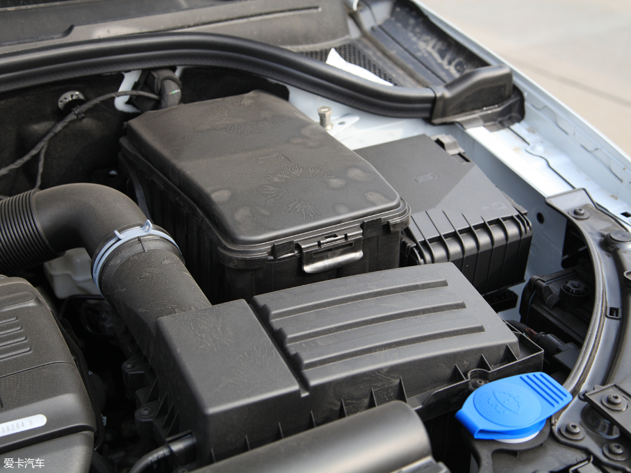 2018WQ3 30 35 TFSI quattro\