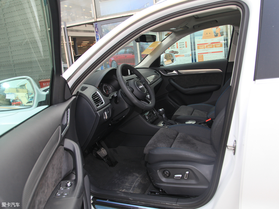 2018WQ3 30 40 TFSI quattro\(yn)