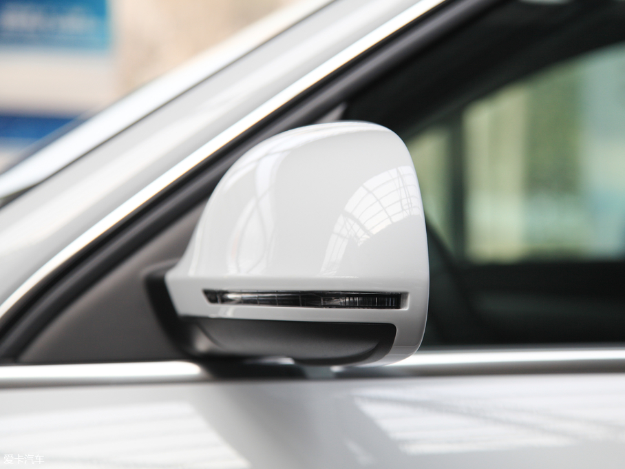 2018WQ3 30 30 TFSI ˜