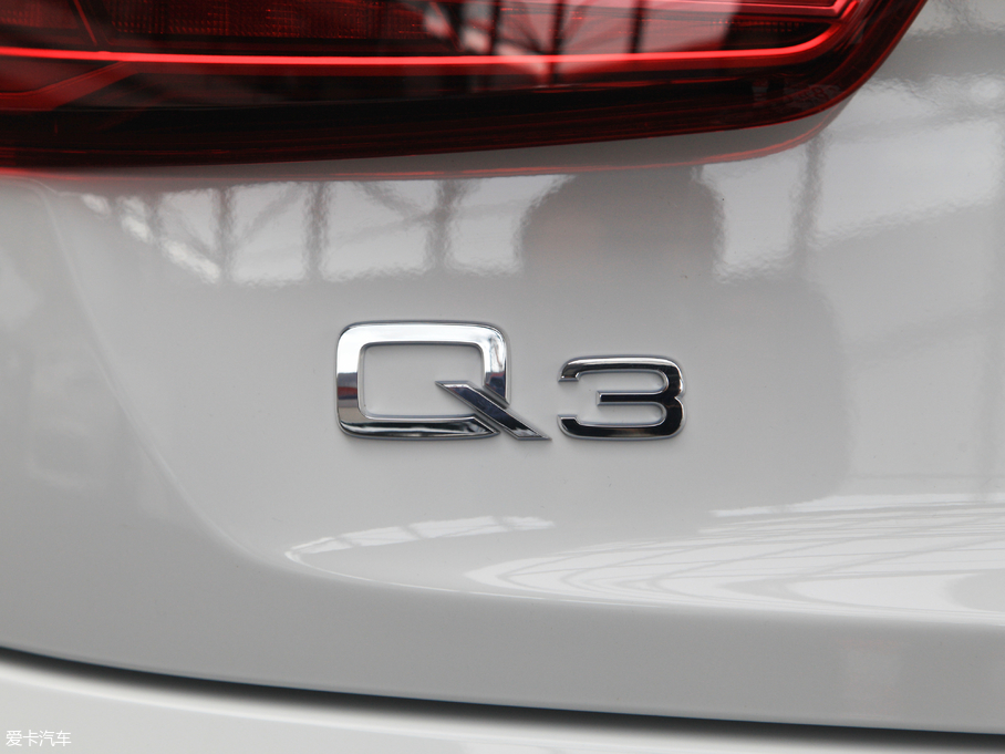 2018WQ3 30 30 TFSI ˜