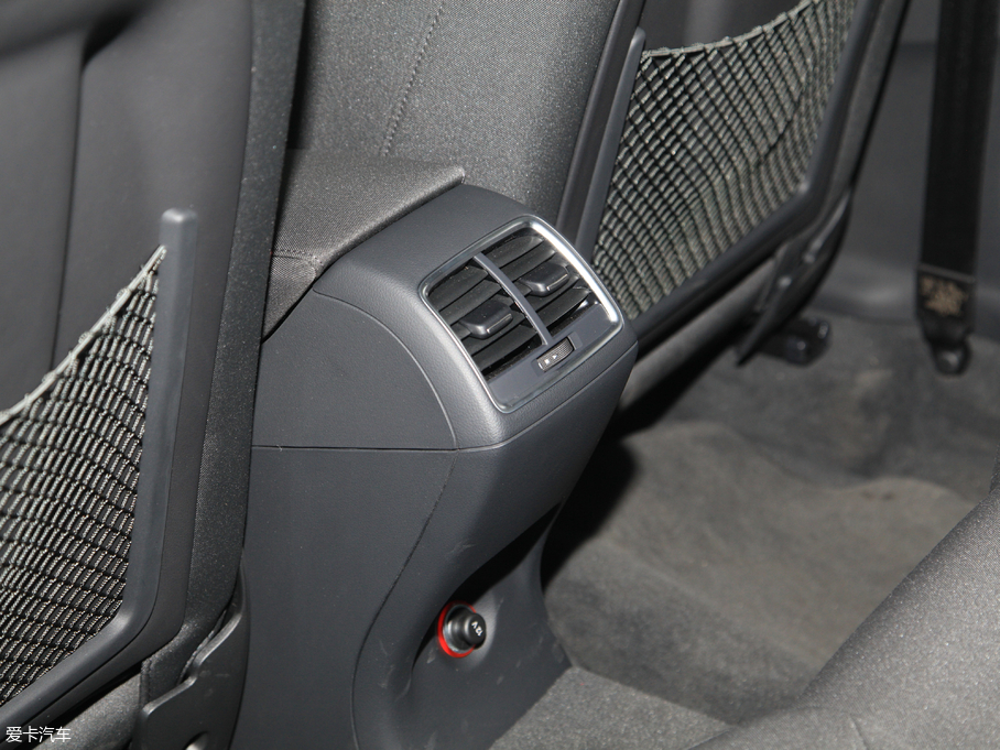 2018WQ3 30 30 TFSI ˜