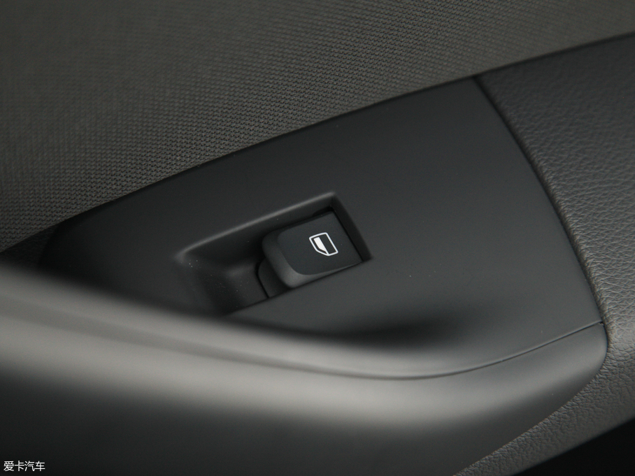 2018WQ3 30 30 TFSI (bio)(zhn)