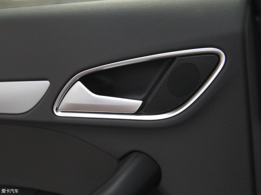 2018WQ3 30 30 TFSI ˜