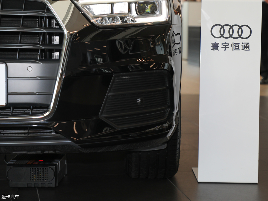 2018WQ3 30 30 TFSI r