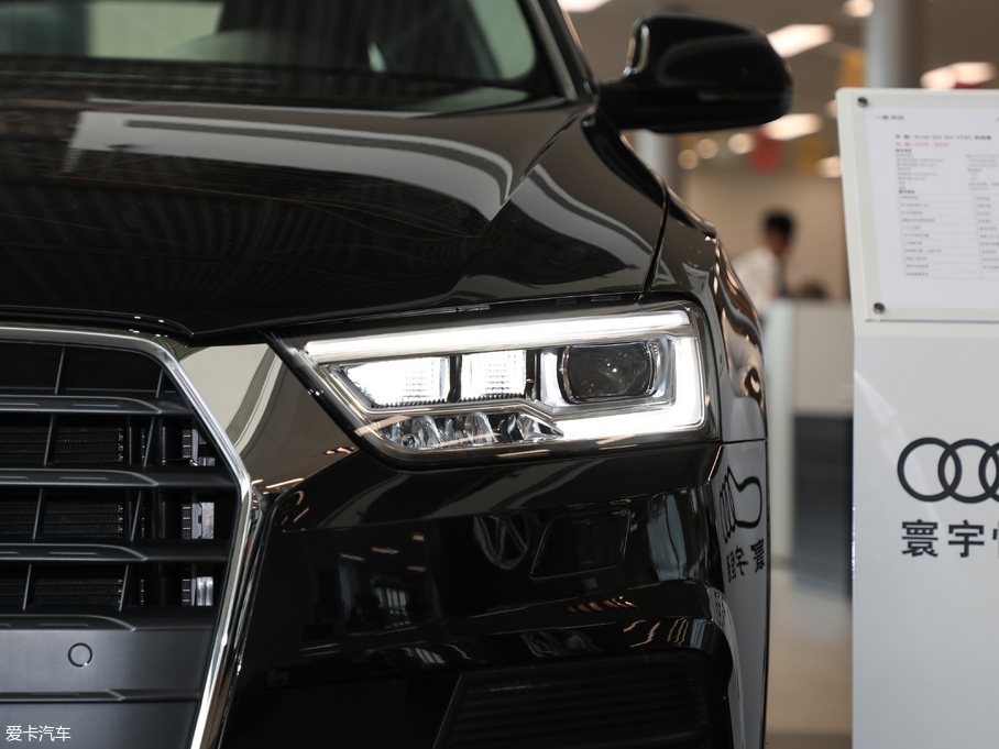 2018WQ3 30 30 TFSI r