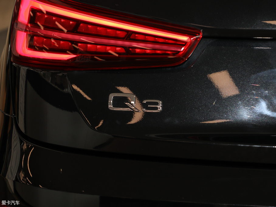 2018WQ3 30 30 TFSI r