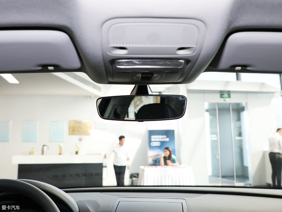 2018?yun)WQ3 30 30 TFSI r(sh)