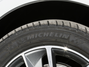 201830 35 TFSI \ ݆̥Ʒ