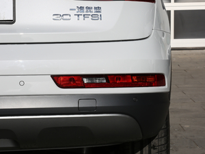 201830 30 TFSI L(fng) (x)(ji)^