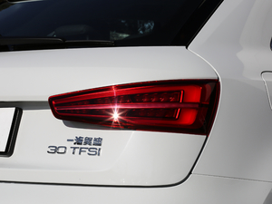 201830 30 TFSI L(fng) (x)(ji)^