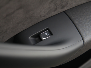 201830 35 TFSI quattro\ g