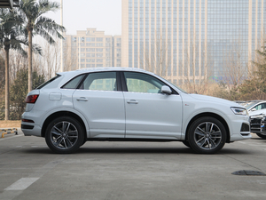 201830 40 TFSI quattro\ w^