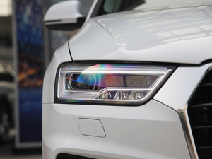 201830 40 TFSI quattro\ ^