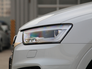 201830 40 TFSI quattro\ ^