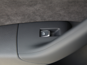 201830 40 TFSI quattro\(yn)(dng) g