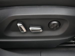 201830 40 TFSI quattro\ g