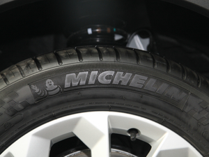 201830 30 TFSI ˜ ݆̥Ʒ