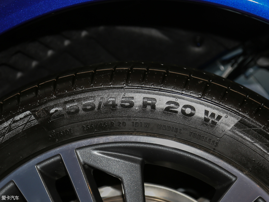 2018WQ5L 45 TFSI \ V