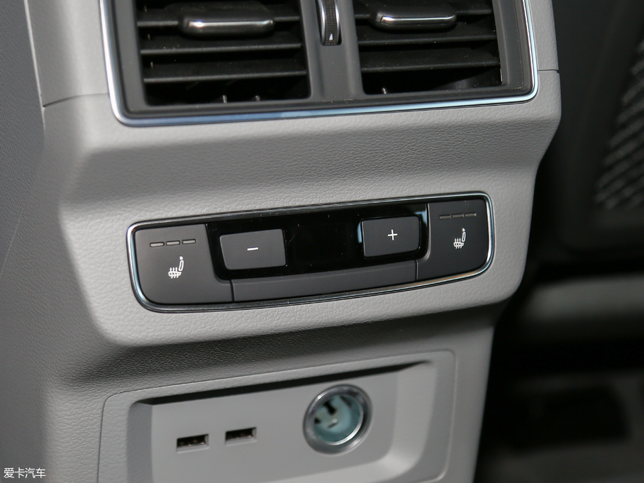 2018?yun)WQ5L 45 TFSI \(yn)(dng) V