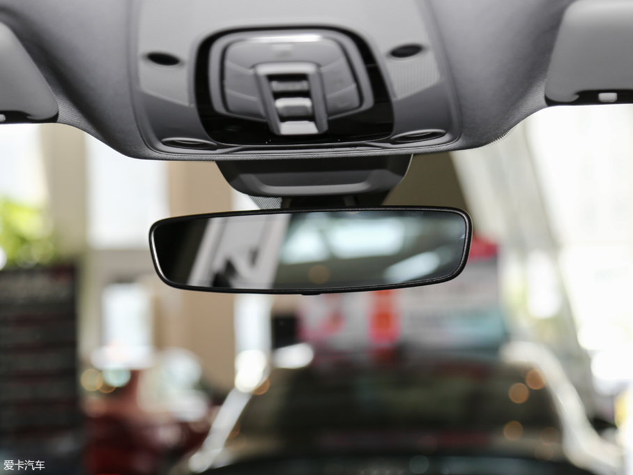 2018?yun)WQ5L 45 TFSI \(yn)(dng) V