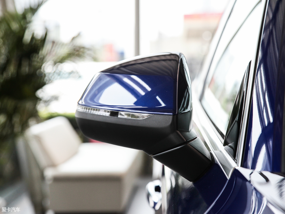 2018WQ5L 45 TFSI \ V