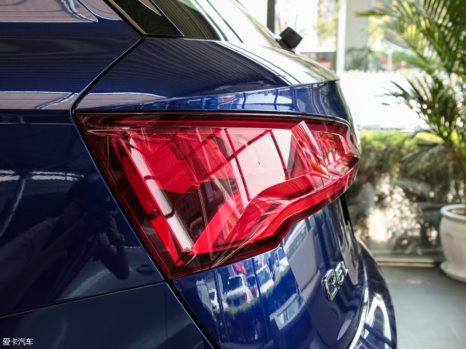 2018WQ5L 45 TFSI \ V