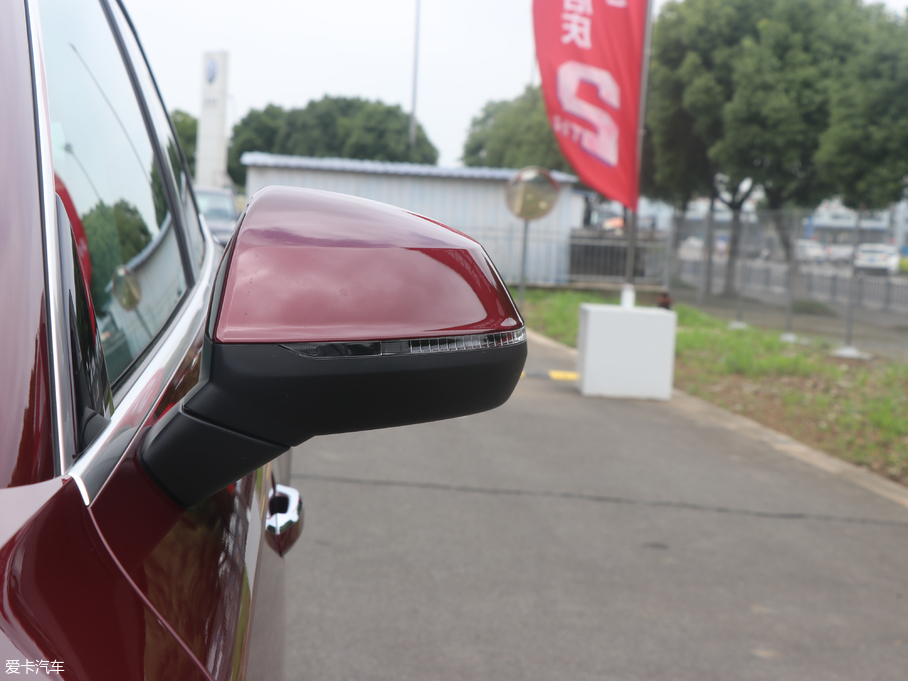 2018WQ5L 45 TFSI L V