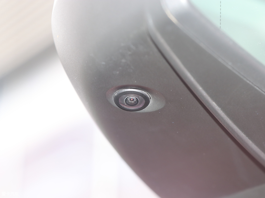 2018WQ5L 45 TFSI L(fng) V