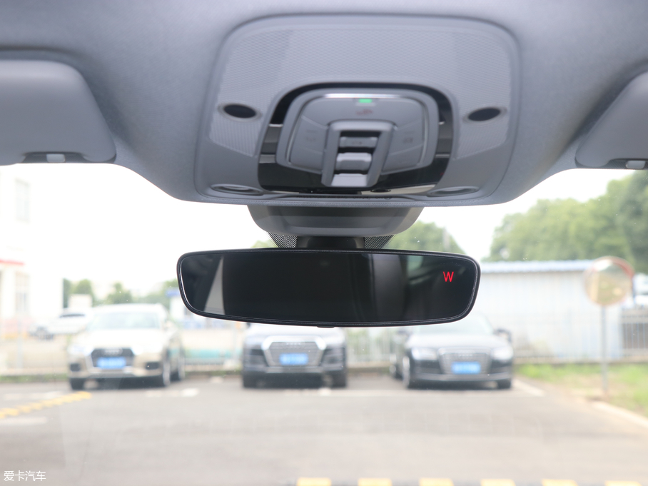 2018?yun)WQ5L 45 TFSI L(fng) (gu)V