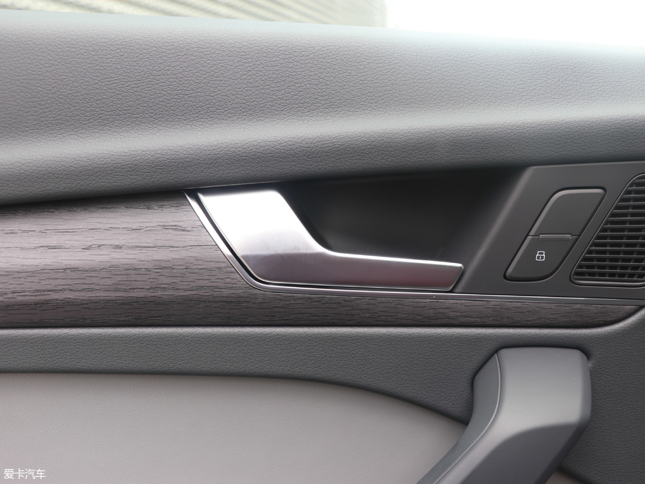 2018WQ5L 45 TFSI L V