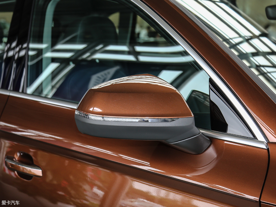 2018WQ5L 40 TFSI sr V