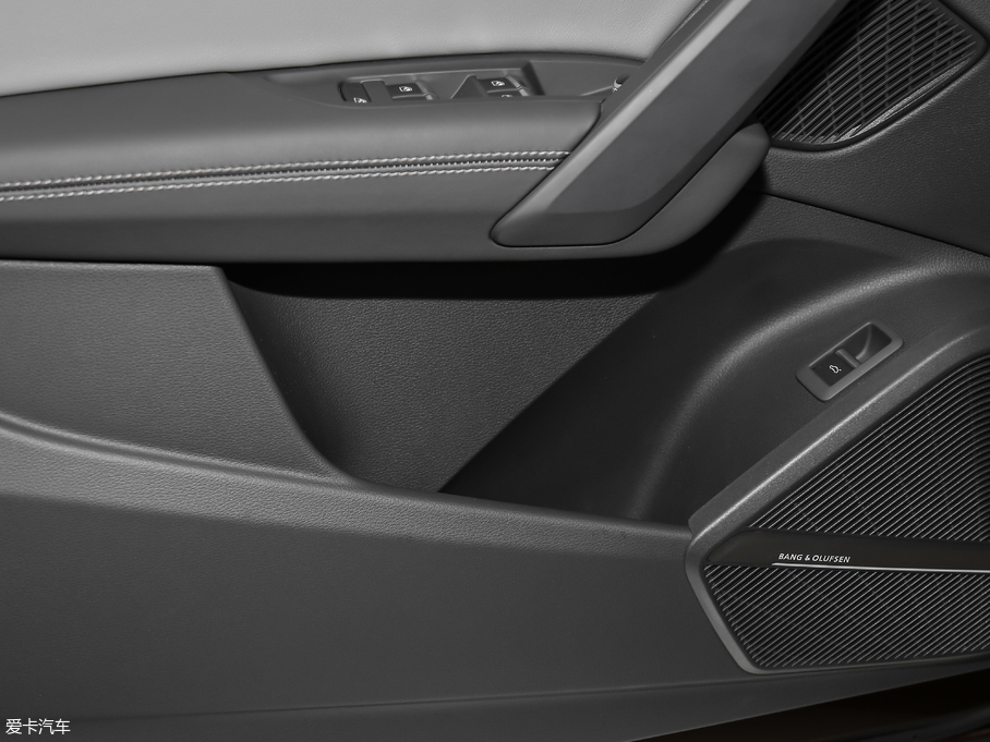 2018?yun)WQ5L 40 TFSI sr(sh) (gu)V