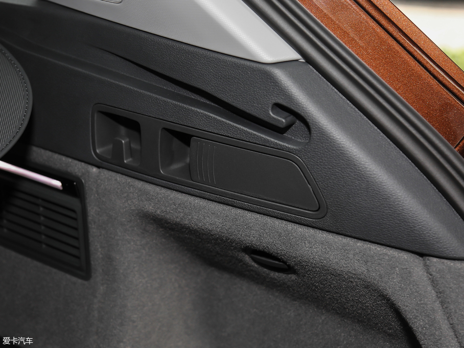 2018WQ5L 40 TFSI sr V