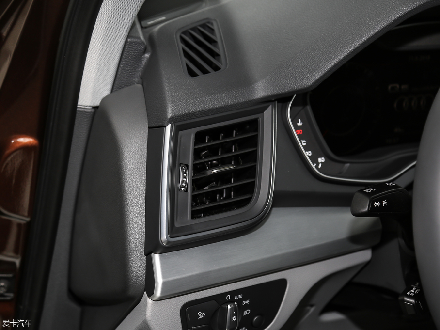 2018?yun)WQ5L 40 TFSI sr(sh) (gu)V