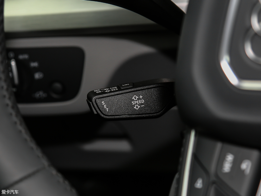 2018WQ5L 40 TFSI sr V