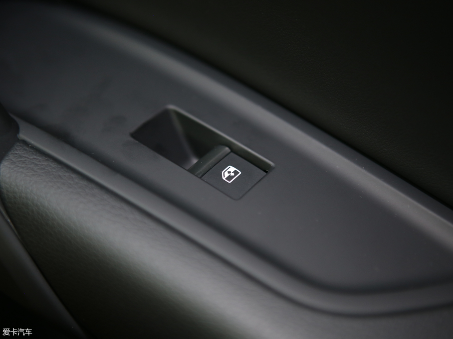 2018WQ5L 45 TFSI A\ V