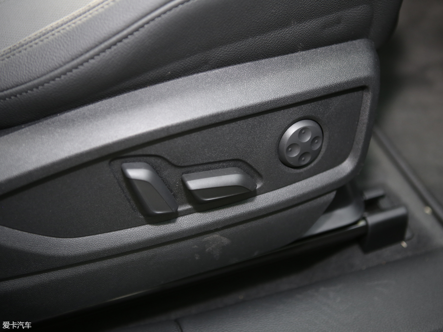 2018WQ5L 45 TFSI A\ V