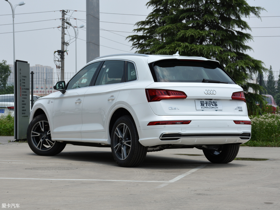 2018µQ5L 40 TFSI ʱ V