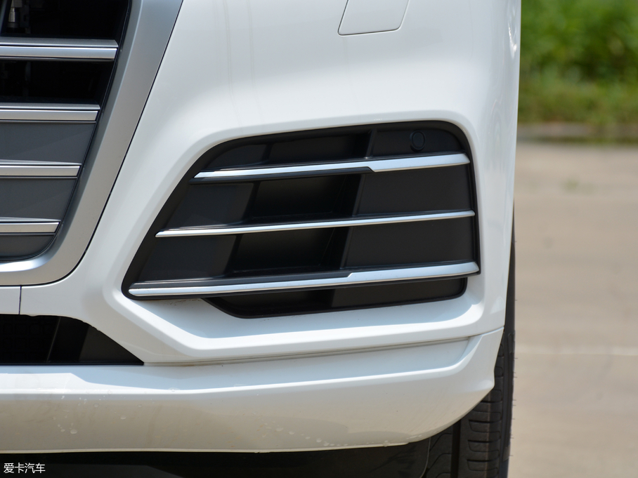 2018WQ5L 40 TFSI sr V