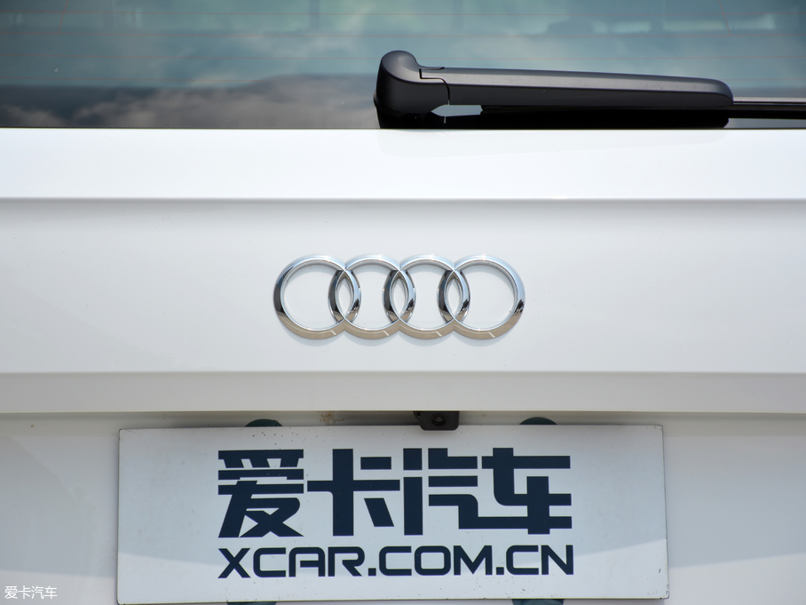 2018WQ5L 40 TFSI sr V