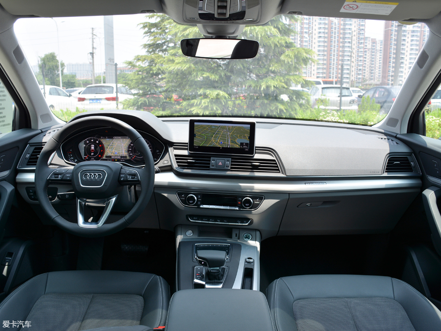 2018WQ5L 40 TFSI sr V