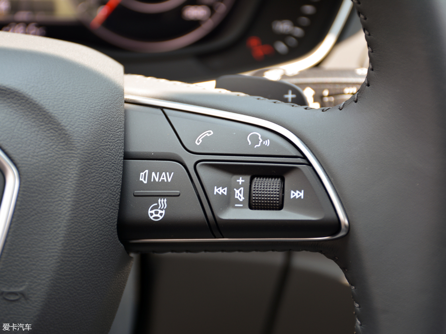 2018WQ5L 40 TFSI sr V