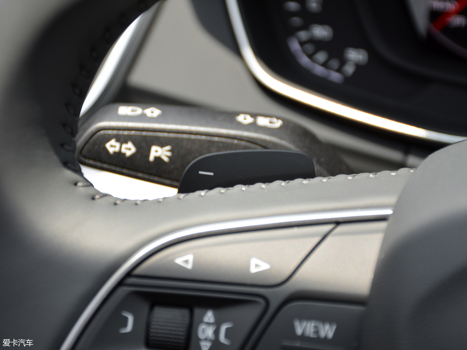 2018WQ5L 40 TFSI sr V