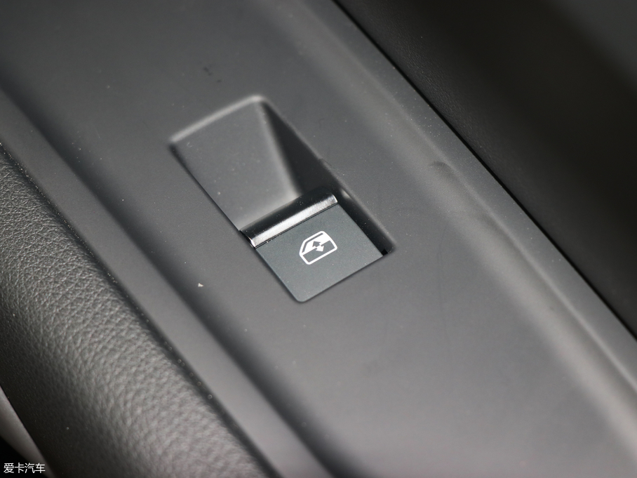 2018WQ5L 45 TFSI \ V