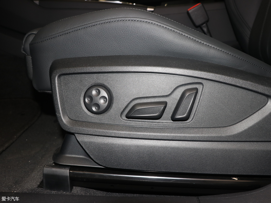 2018?yun)WQ5L 45 TFSI \(yn)(dng) (gu)V