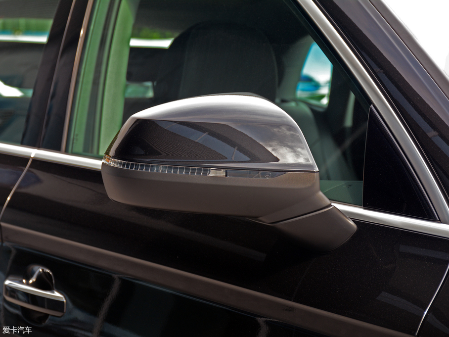 2018WQ5L 40 TFSI sr V