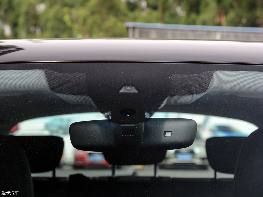 2018WQ5L 40 TFSI sr V